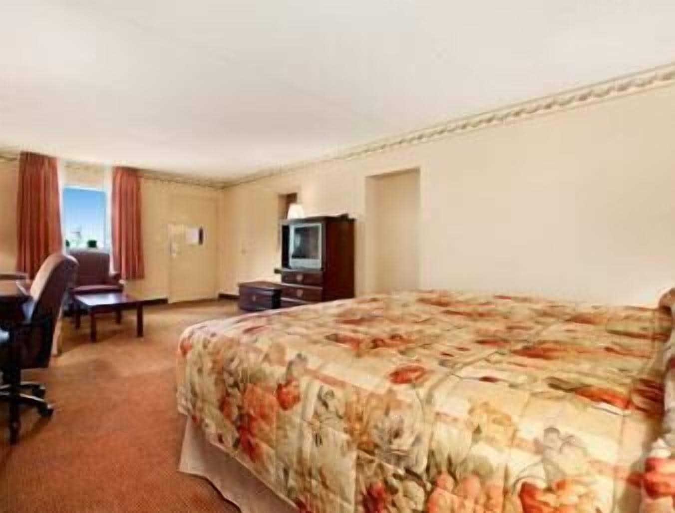Ramada By Wyndham Lebanon Hotel Luaran gambar