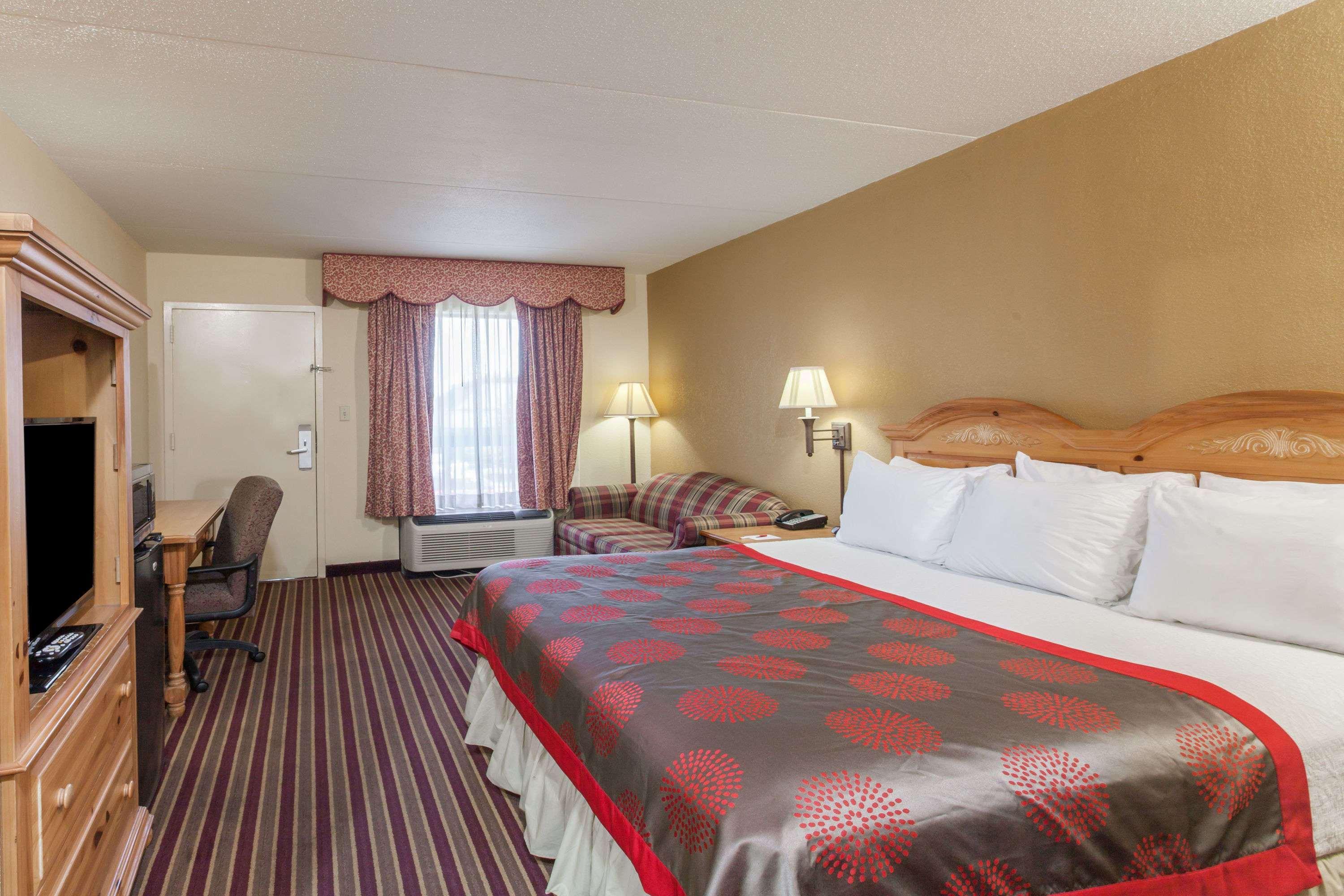 Ramada By Wyndham Lebanon Hotel Luaran gambar