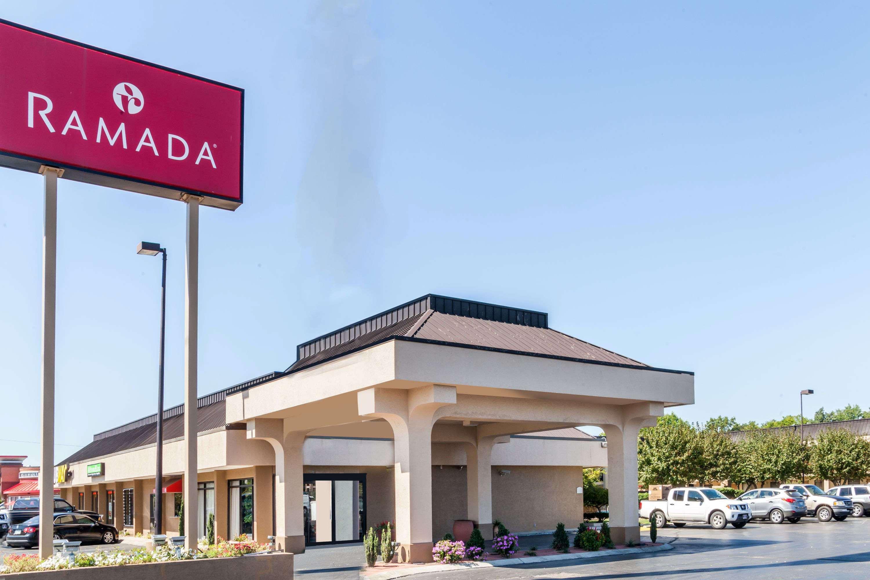 Ramada By Wyndham Lebanon Hotel Luaran gambar